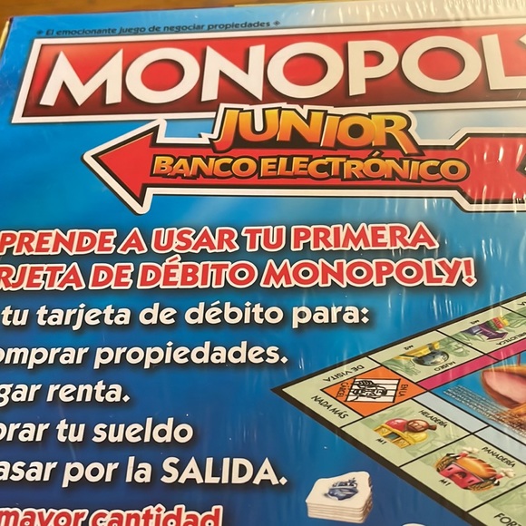 Spanish Monopoly Junior Board Game - Picture 2 of 6